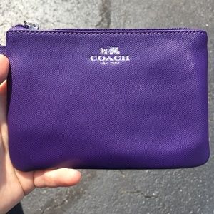 Coach wristlet never been used